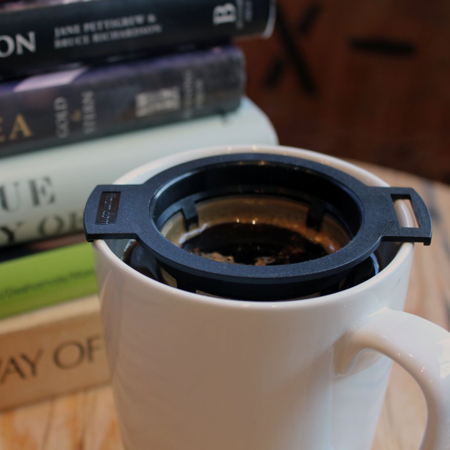 Teaware MEM TEA | Black & Gold Tea Strainer